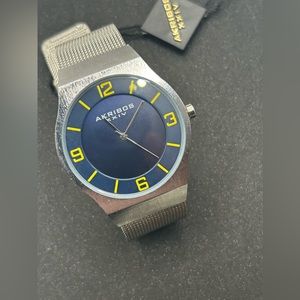 Akribos AK851 watch - tags in tact!